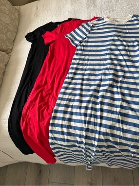 Old Navy maxi dresses. Size Small Petite